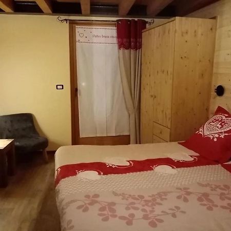 Casa Vacanza Il Granaio Villa La Thuile Dış mekan fotoğraf